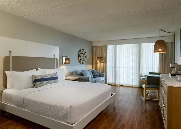 Hotel Ashore Oceanfront By Marriott