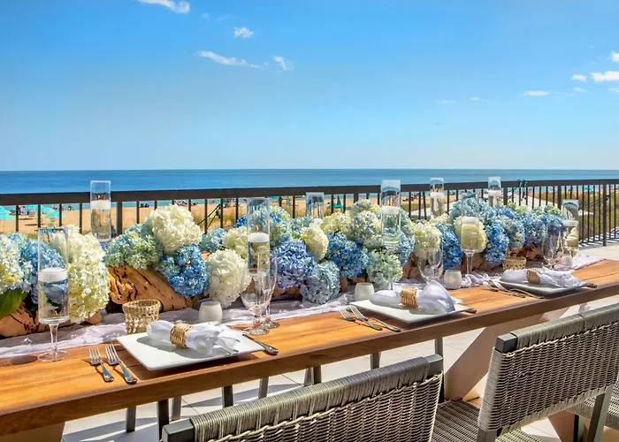 Hotel Ashore Oceanfront By Marriott 3*