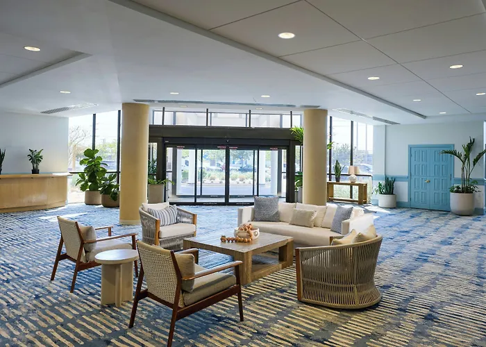 Ashore Oceanfront By Marriott Hotel 3*